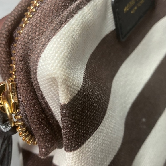 Henri Bendel Brown and Cream Striped Toiletry Bag - Picture 8 of 9